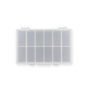 Boite en plastique à 12 compartiments
